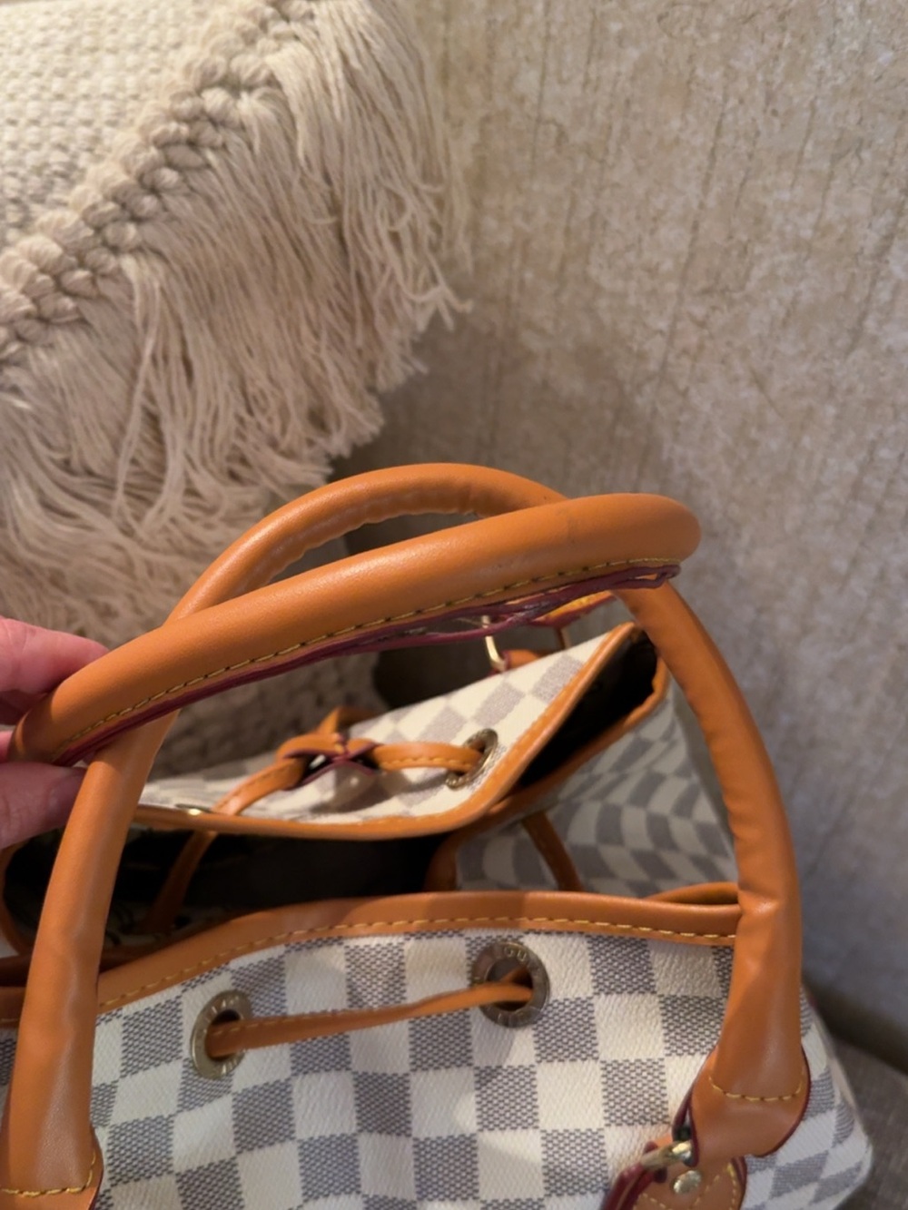 Checkered Fashion Inspired Bucket Bag - Picture 6 of 9